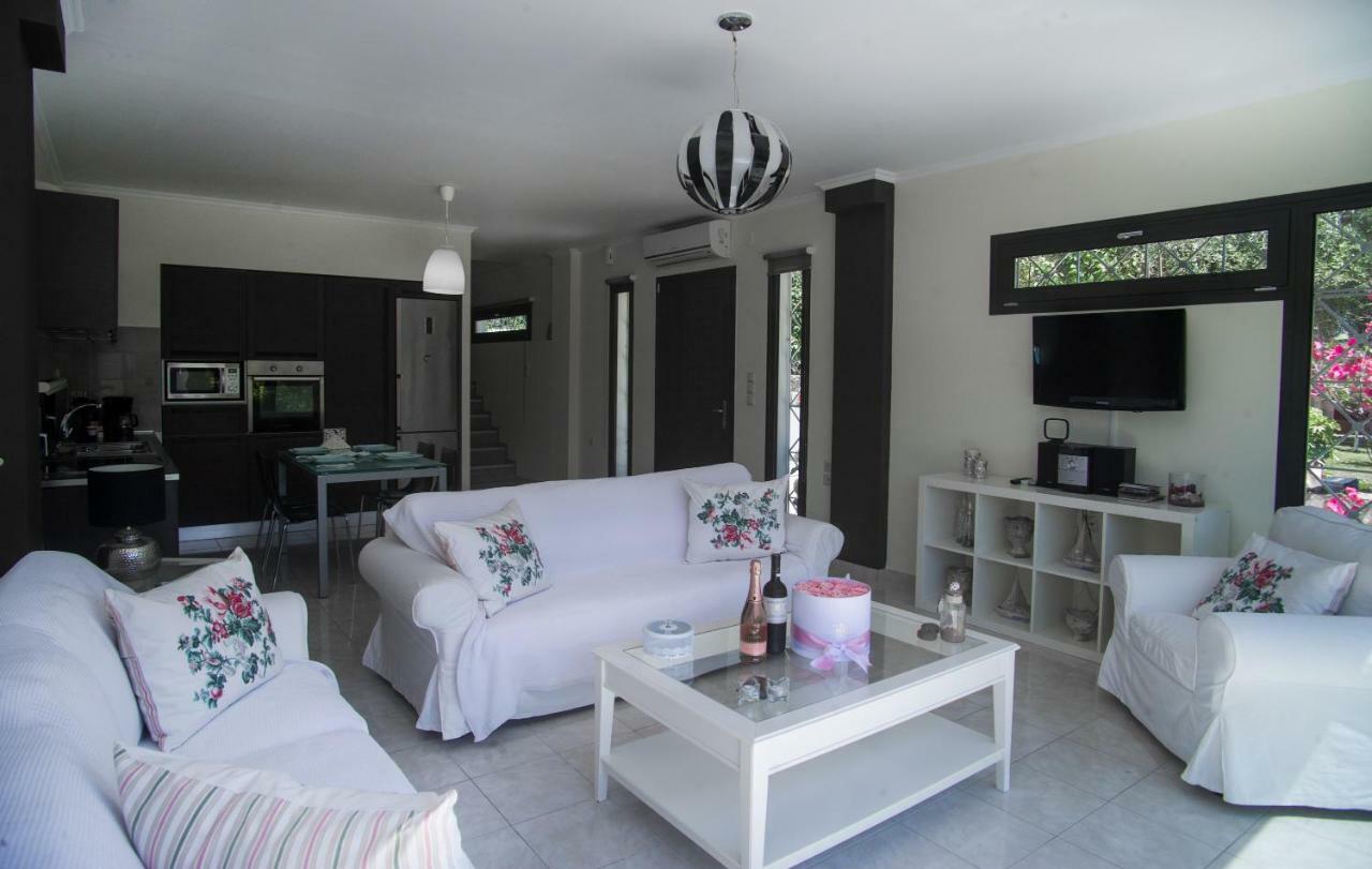 Villa Nicolas Plataria Exterior photo